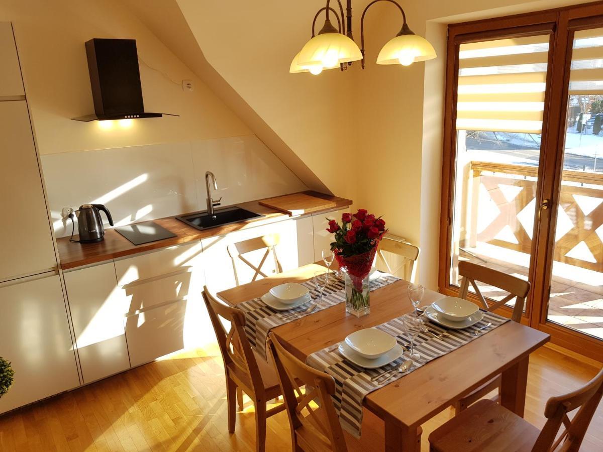 Apartament W Sercu Ustrzyk Apartment Устшики Долне Екстериор снимка